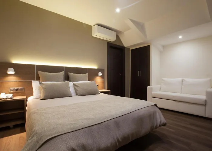 Otel Don Paco 3*